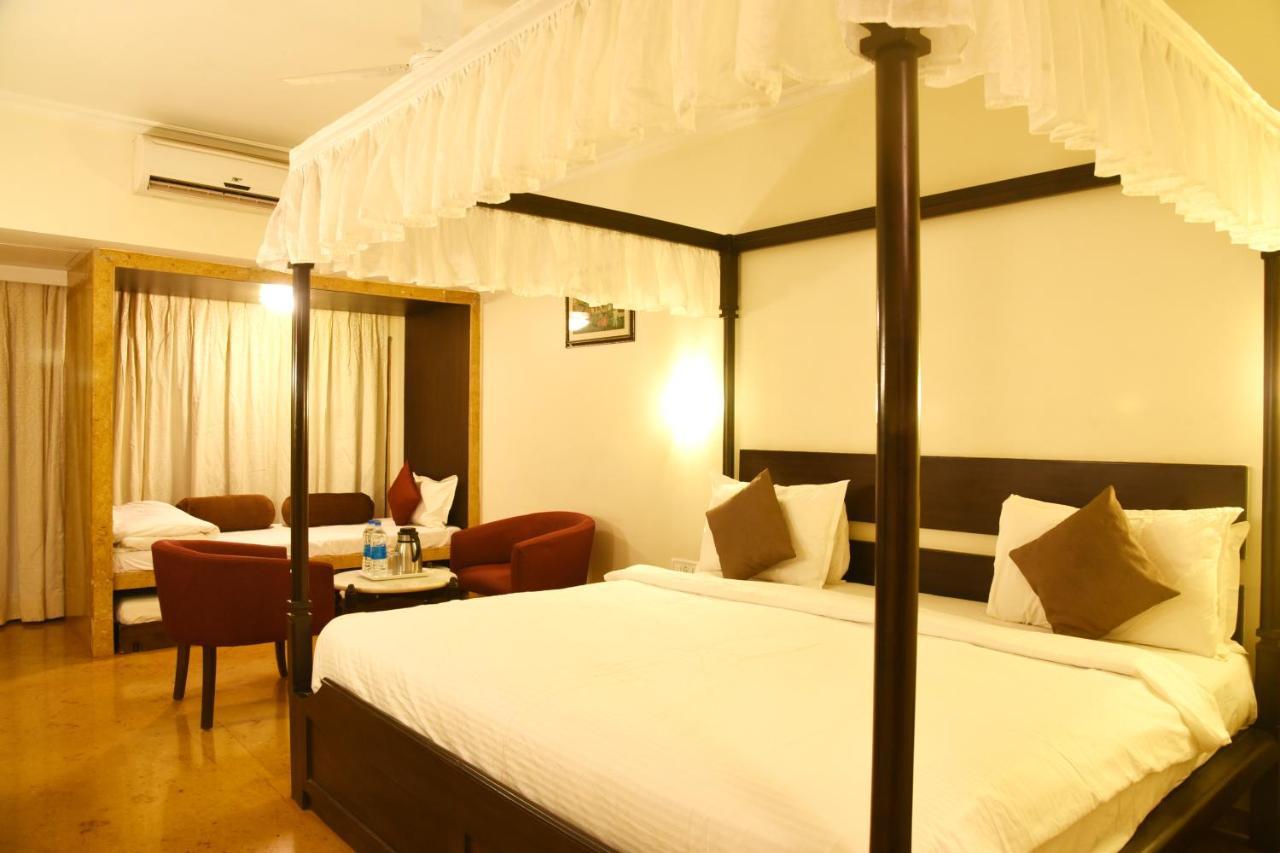 Aveda Blue Country Resort Panchgani Buitenkant foto