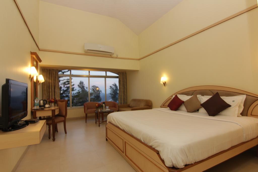 Aveda Blue Country Resort Panchgani Buitenkant foto