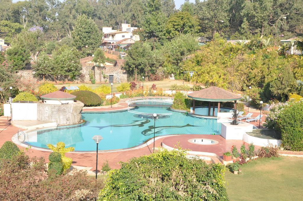 Aveda Blue Country Resort Panchgani Buitenkant foto